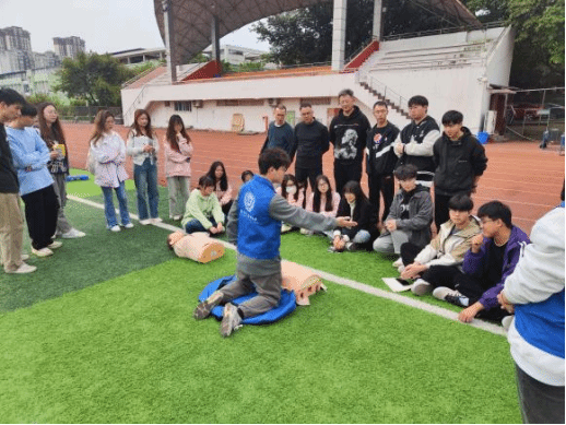 运动医学与康复学院组织开展学生体质健康测试安全培训