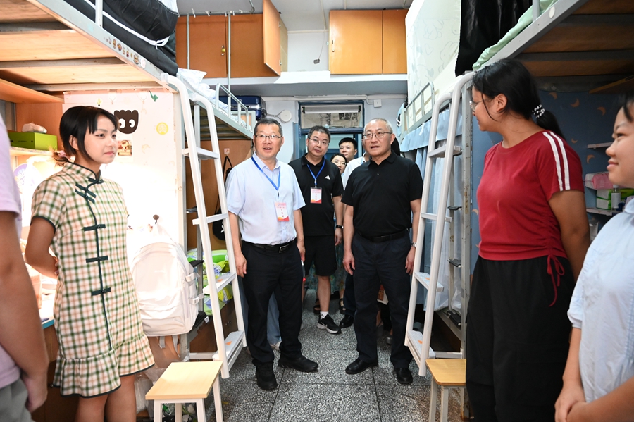2024级新生报到入学开启逐梦之旅