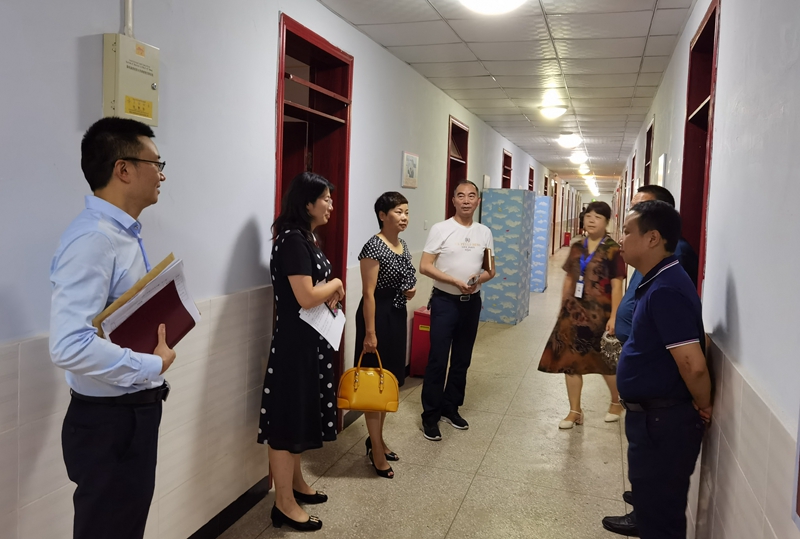 学校开展重点工作专项督查