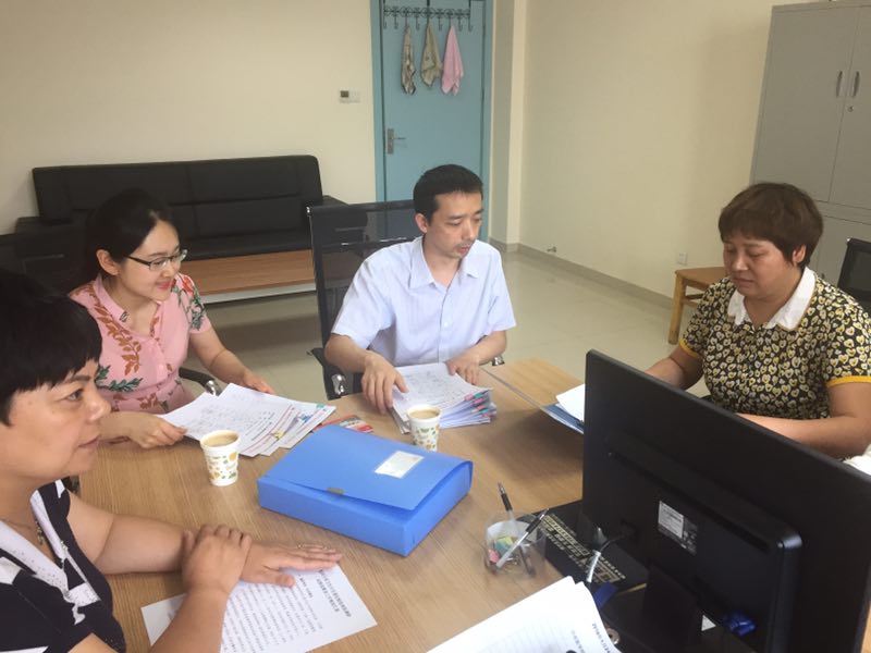 校纪委开展二级党组织党风廉政建设专项督查