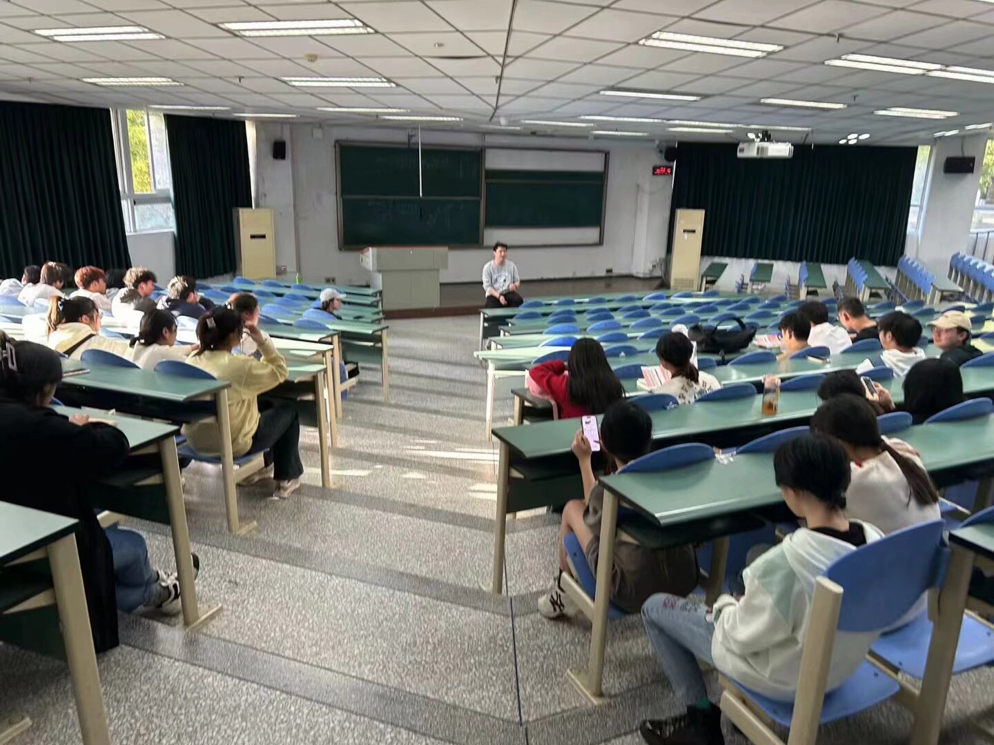 2024年春季大学生安全教育