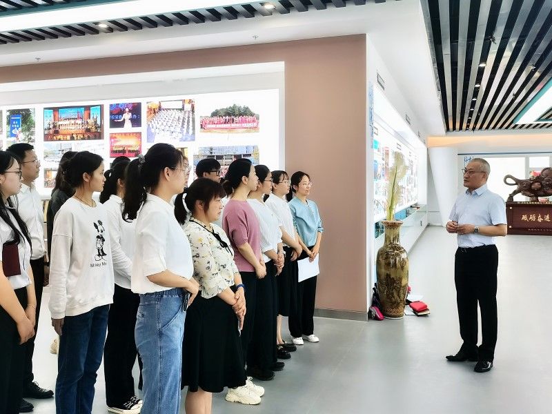 杜勇以普通党员身份参加支部主题党日活动