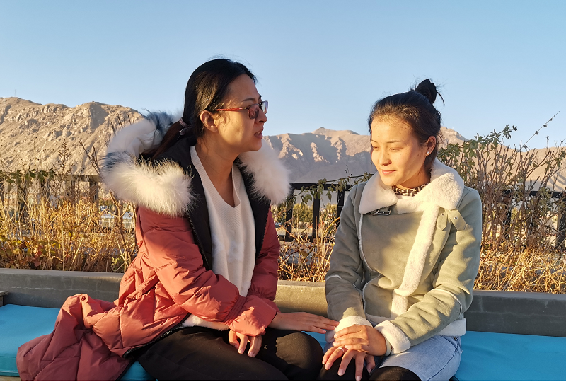 我校教师远赴西藏走访毕业生和实习生