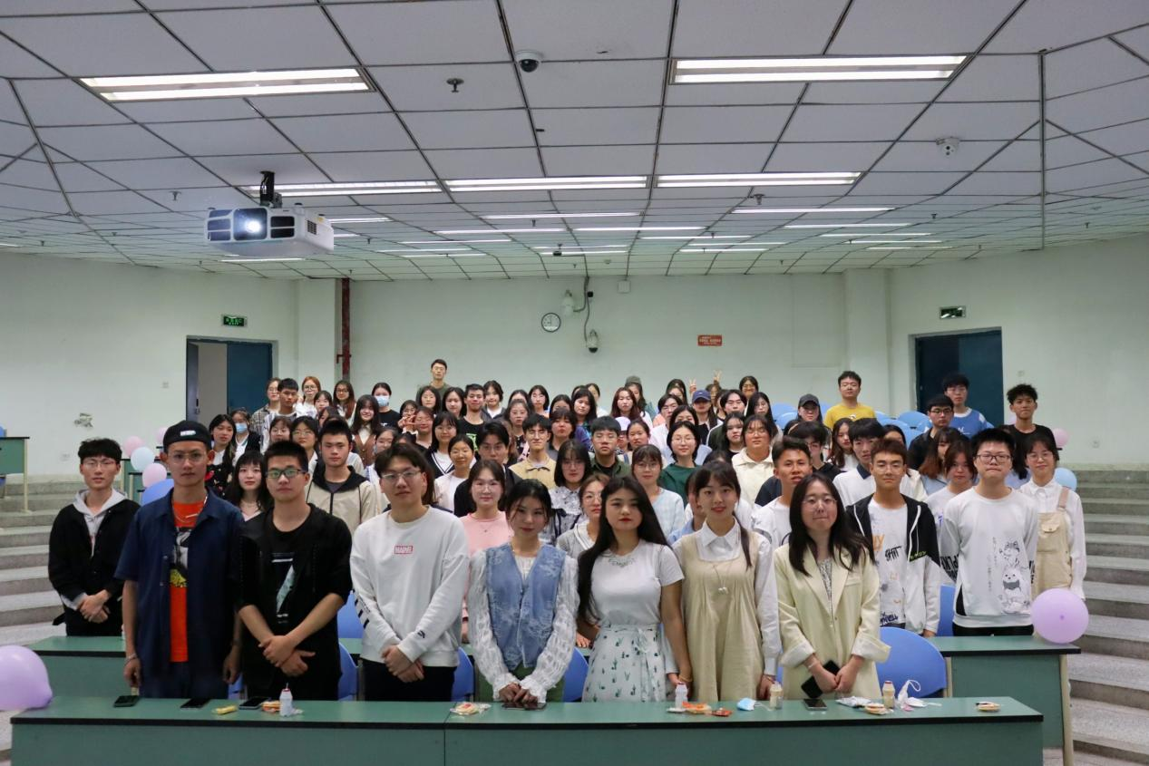 大学生通讯社举行2022年换届迎新大会