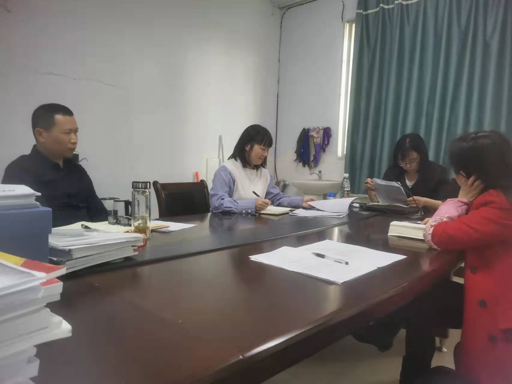 眼视光医学院开展政治理论学习