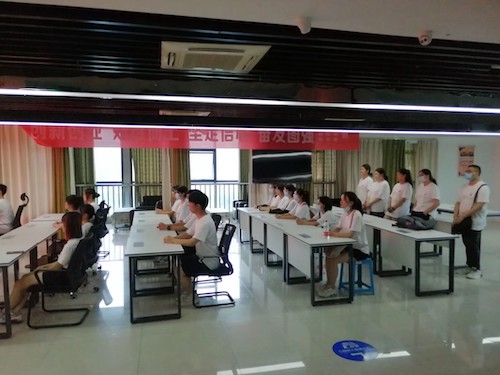 法医学系赴广元剑阁“忆百年峥嵘岁月,寻芳韵栉沐年华”国情社情观察队顺利开展三下乡启动仪式