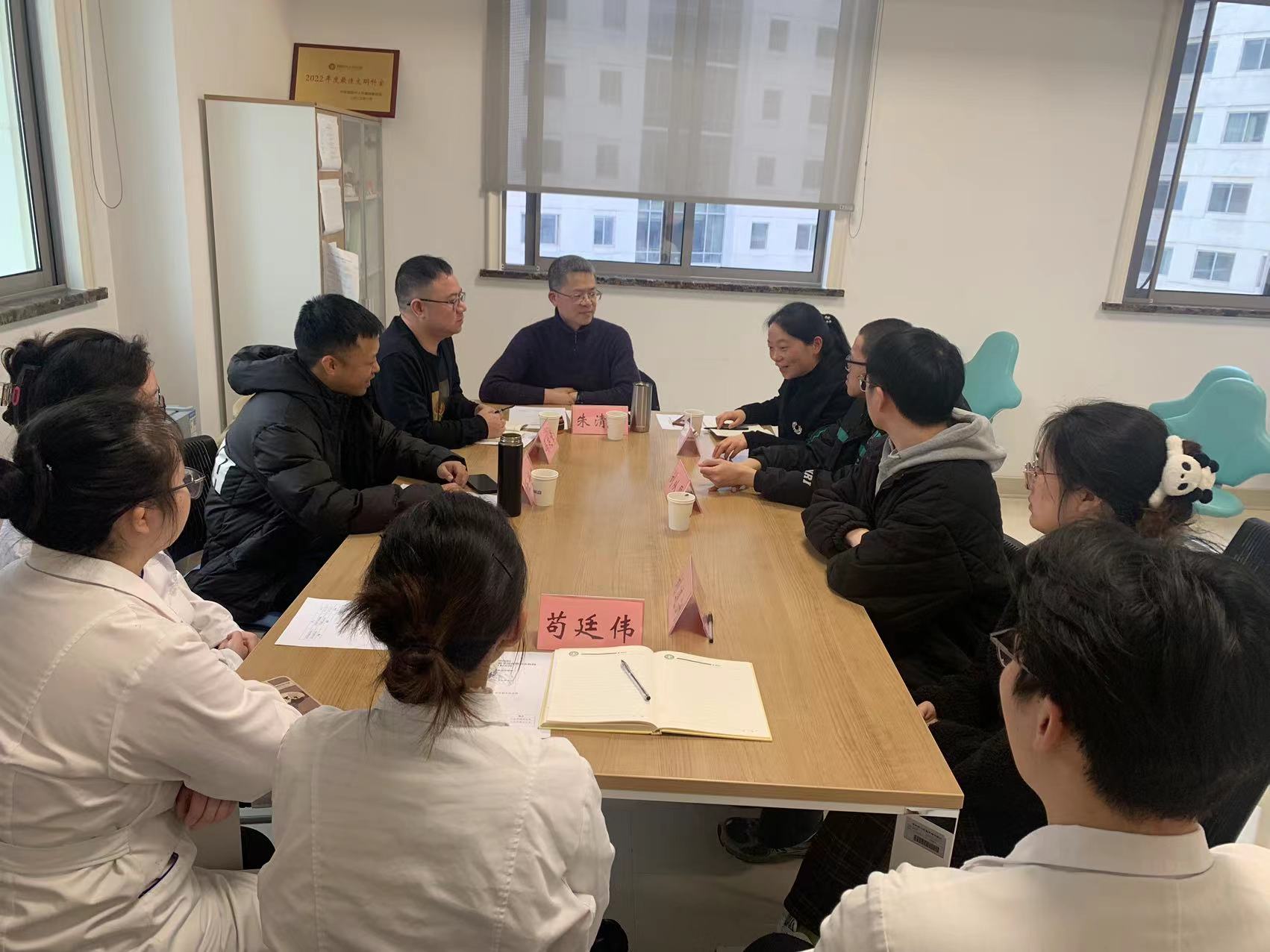 口腔医学院开展实践教学巡查暨“访企拓岗”促就业工作