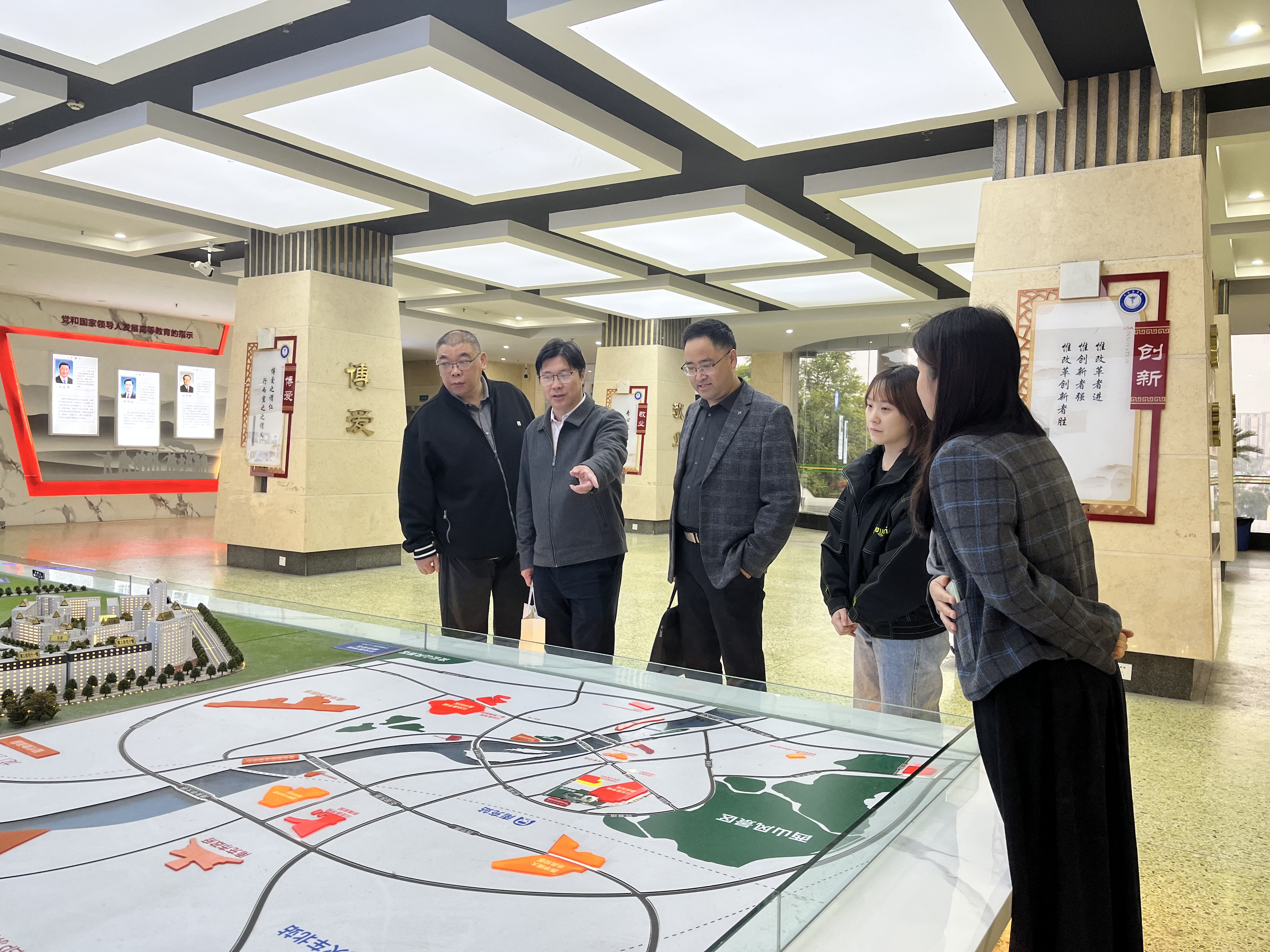 江西中医药大学创新创业学院来校交流