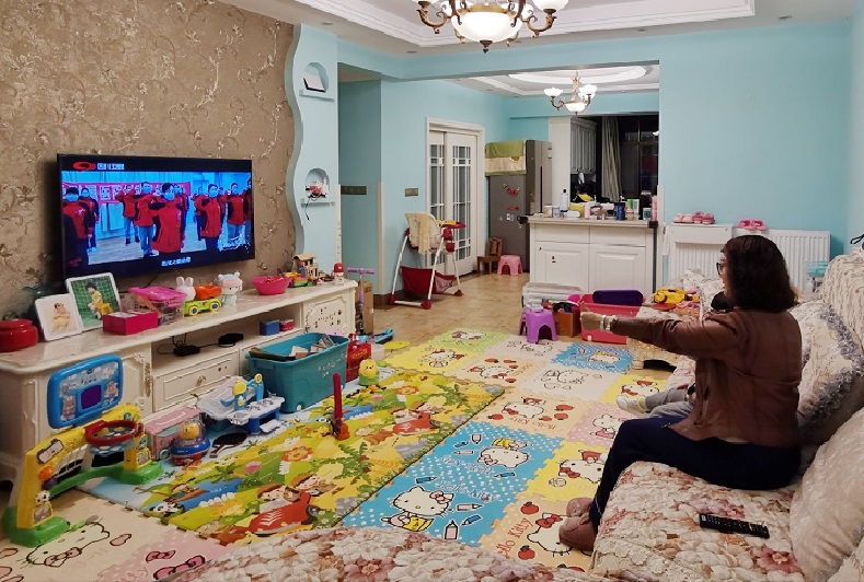 临床医学系组织师生共同收看《致敬向疫而行的你》主题晚会