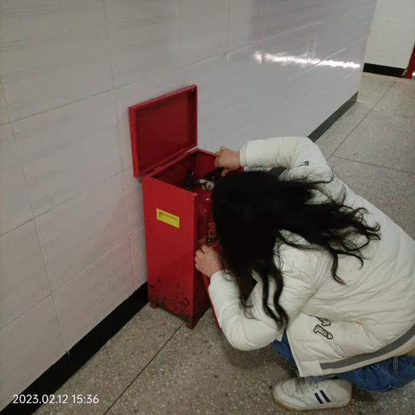 后勤管理处学生公寓管理中心全力做好开学准备工作