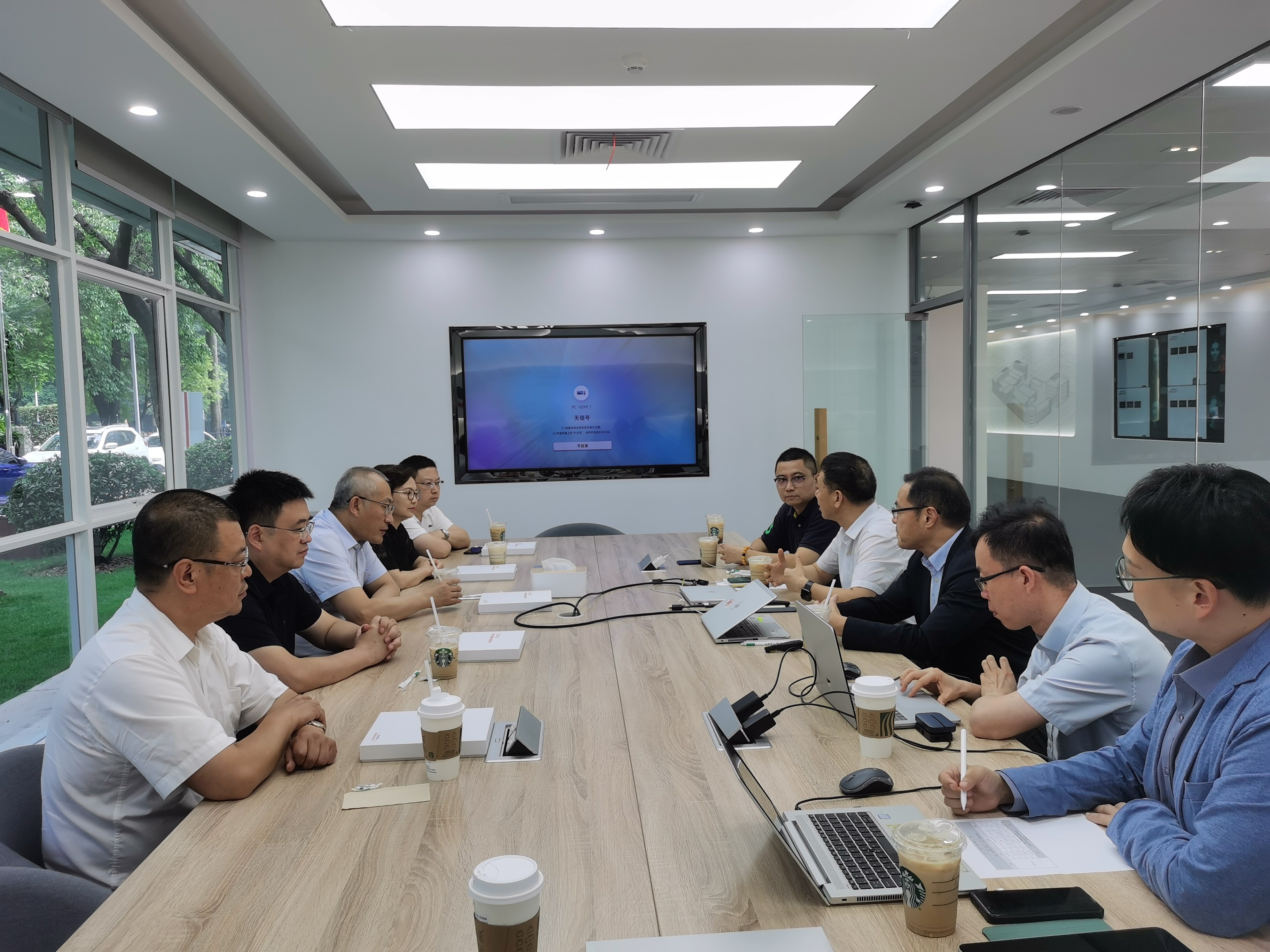 杜勇带队赴广东省开展对外交流合作和访企拓岗工作