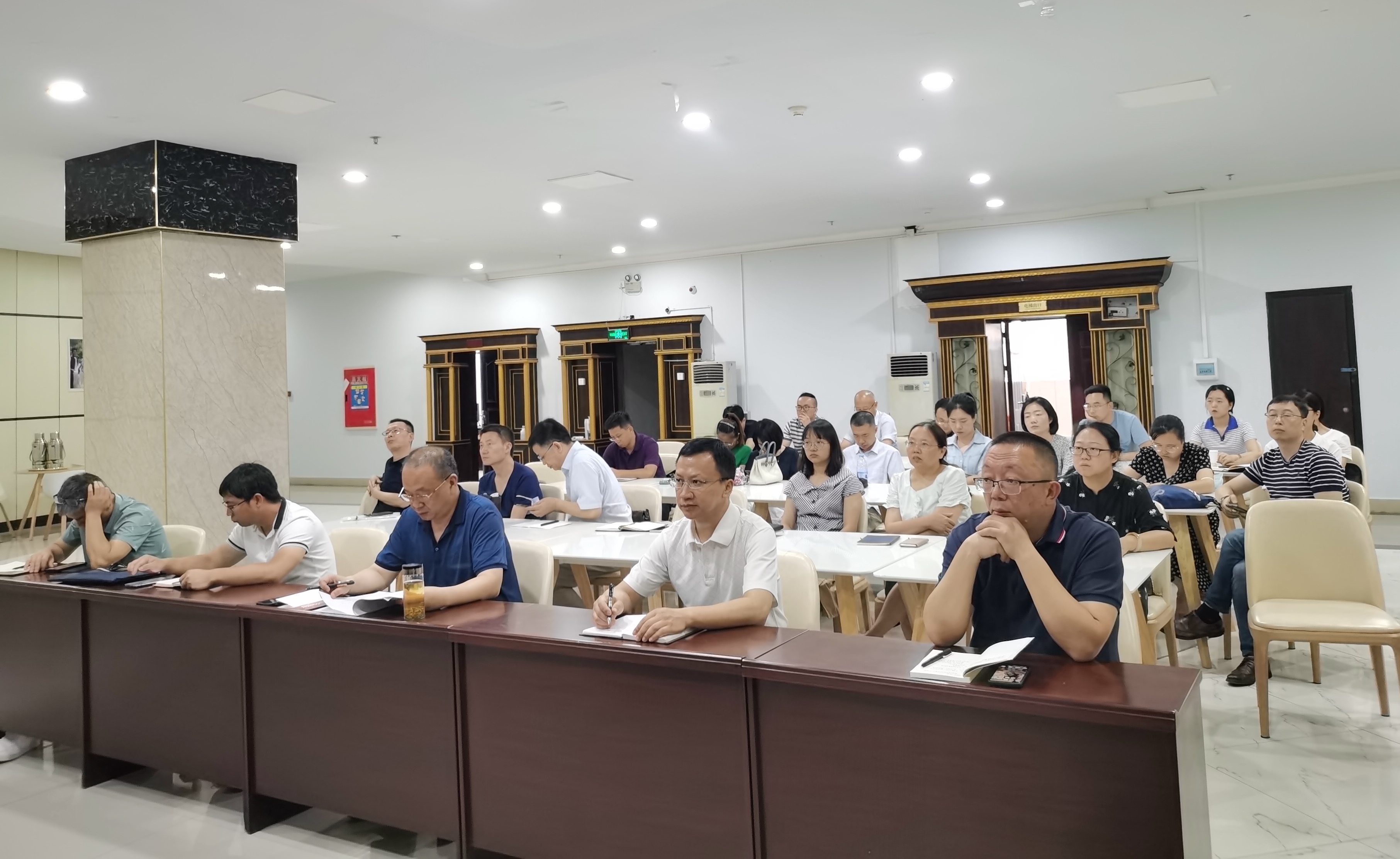 学校组织参加四川省教育厅 2022 年高校实验室安全检查整改工作推进会视频会议