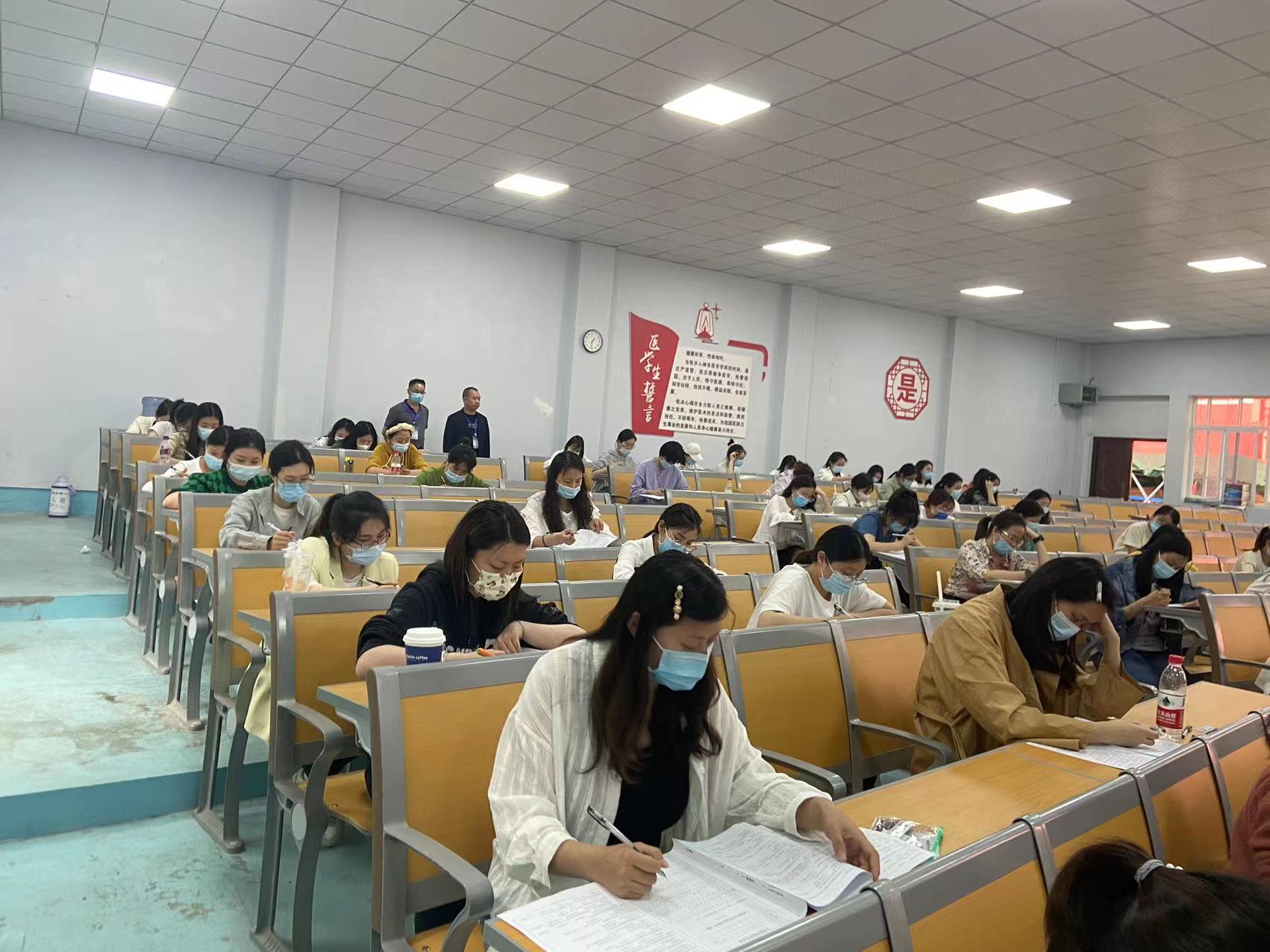 我校顺利举行2022年成人高等教育本科毕业生学士学位课程考试