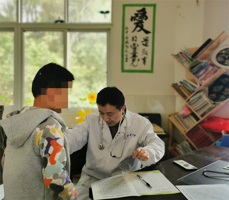 坚定信仰 牢记初心 方式多样 氛围浓厚——我校附属医院掀起党史学习教育热潮