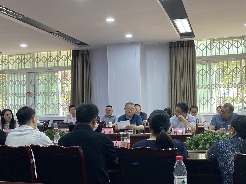 学校组织召开2023-2024学年度第二学期第三次院系联席会暨教学成果培育推进会
