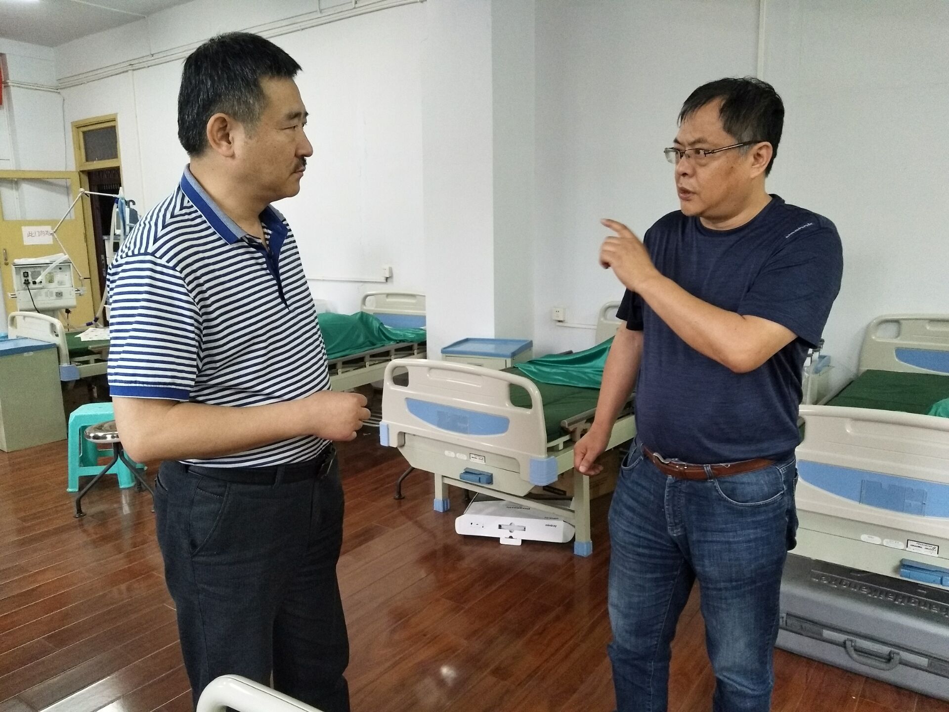 副院长雷军到麻醉学系开展调研工作