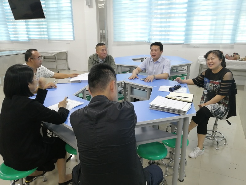 学校开展2018年校内专项建设绩效评审