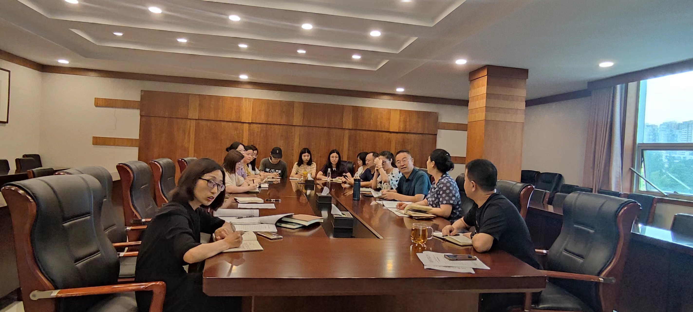 机关党委第六党支部召开系处级领导班子及党员领导干部主题教育专题民主生活会
