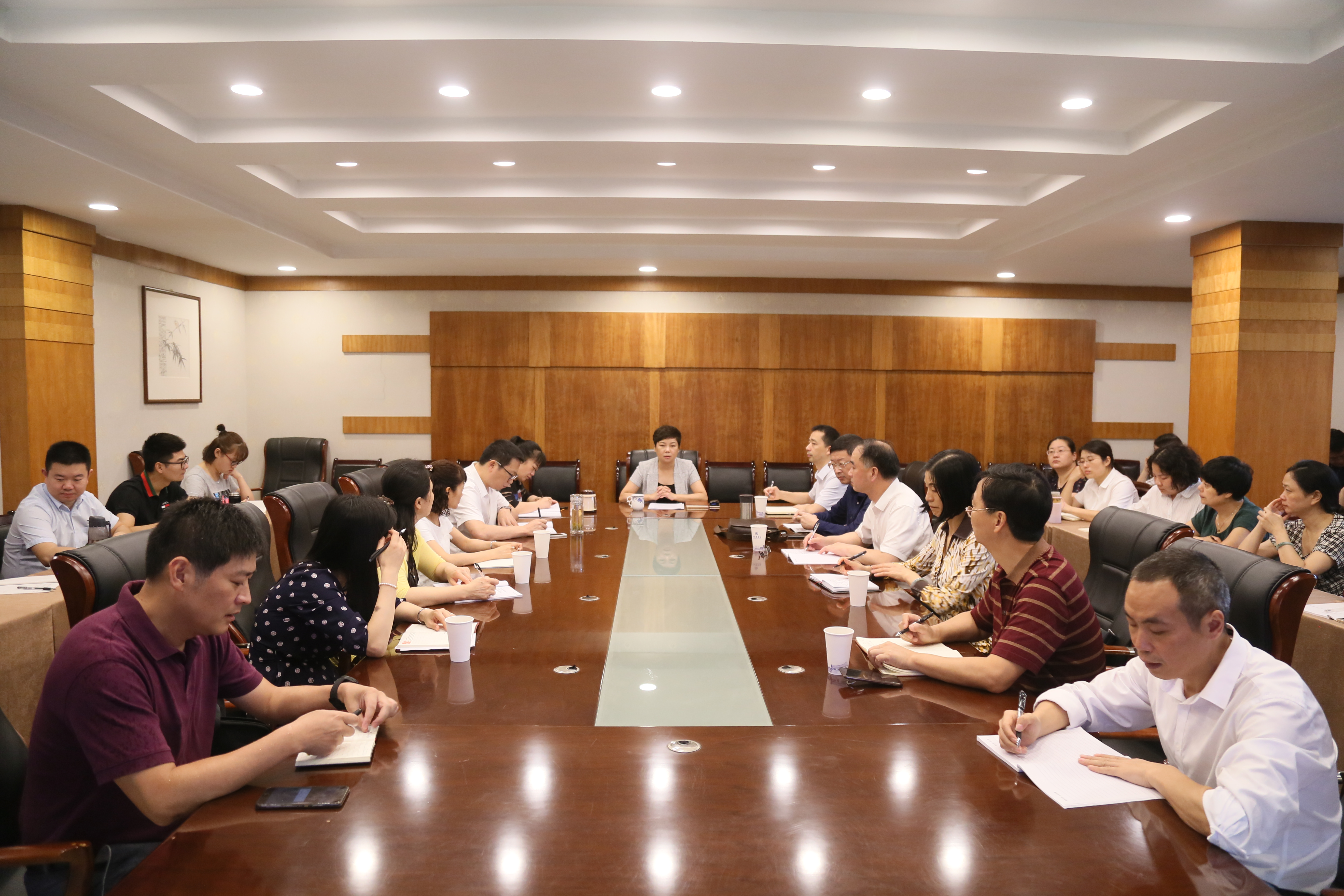 省纪委监委驻校纪检组召开全校纪检业务专题培训会