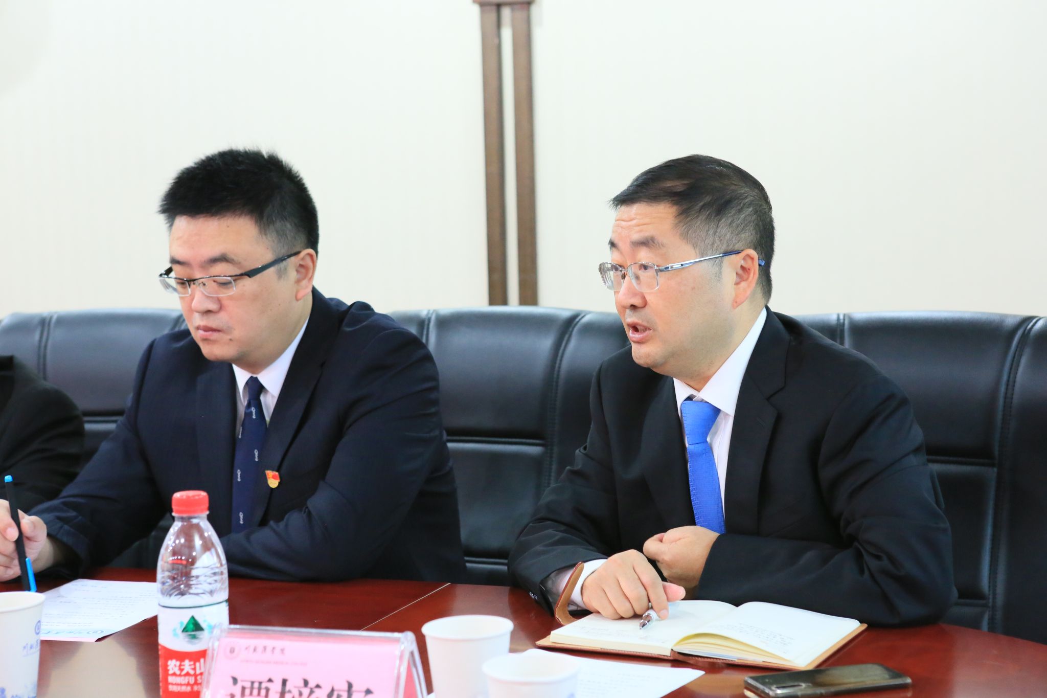 川北医学院与康达洲际医疗器械有限公司签署校企合作战略协议