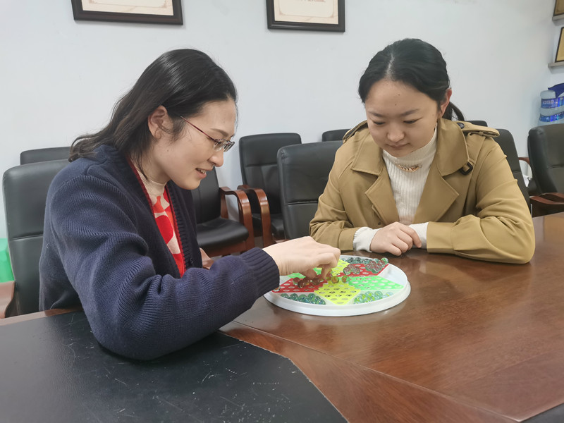 护理学院工会开展趣味活动