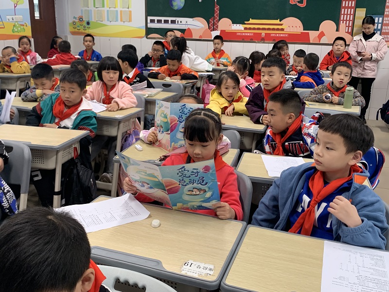 口腔宣教进校园,窝沟封闭助健康