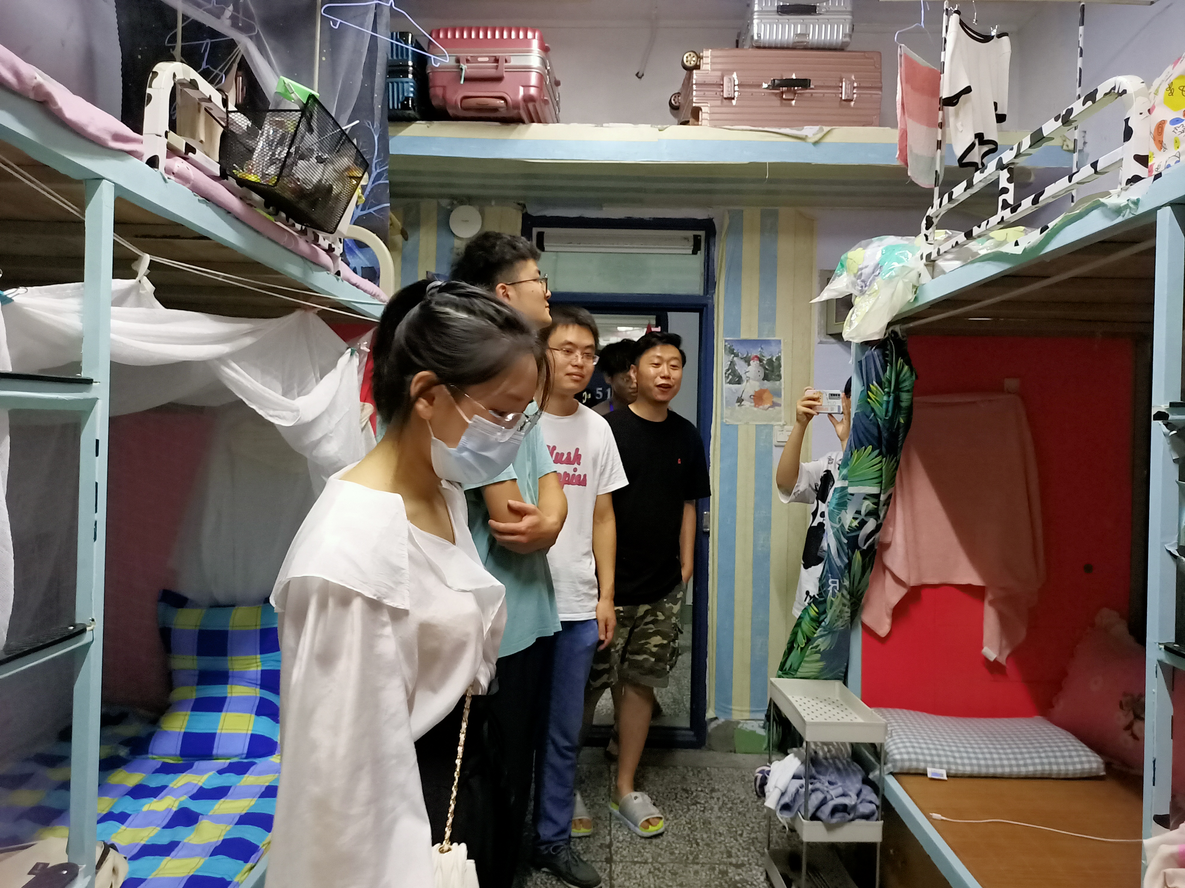 眼视光学老师查寝