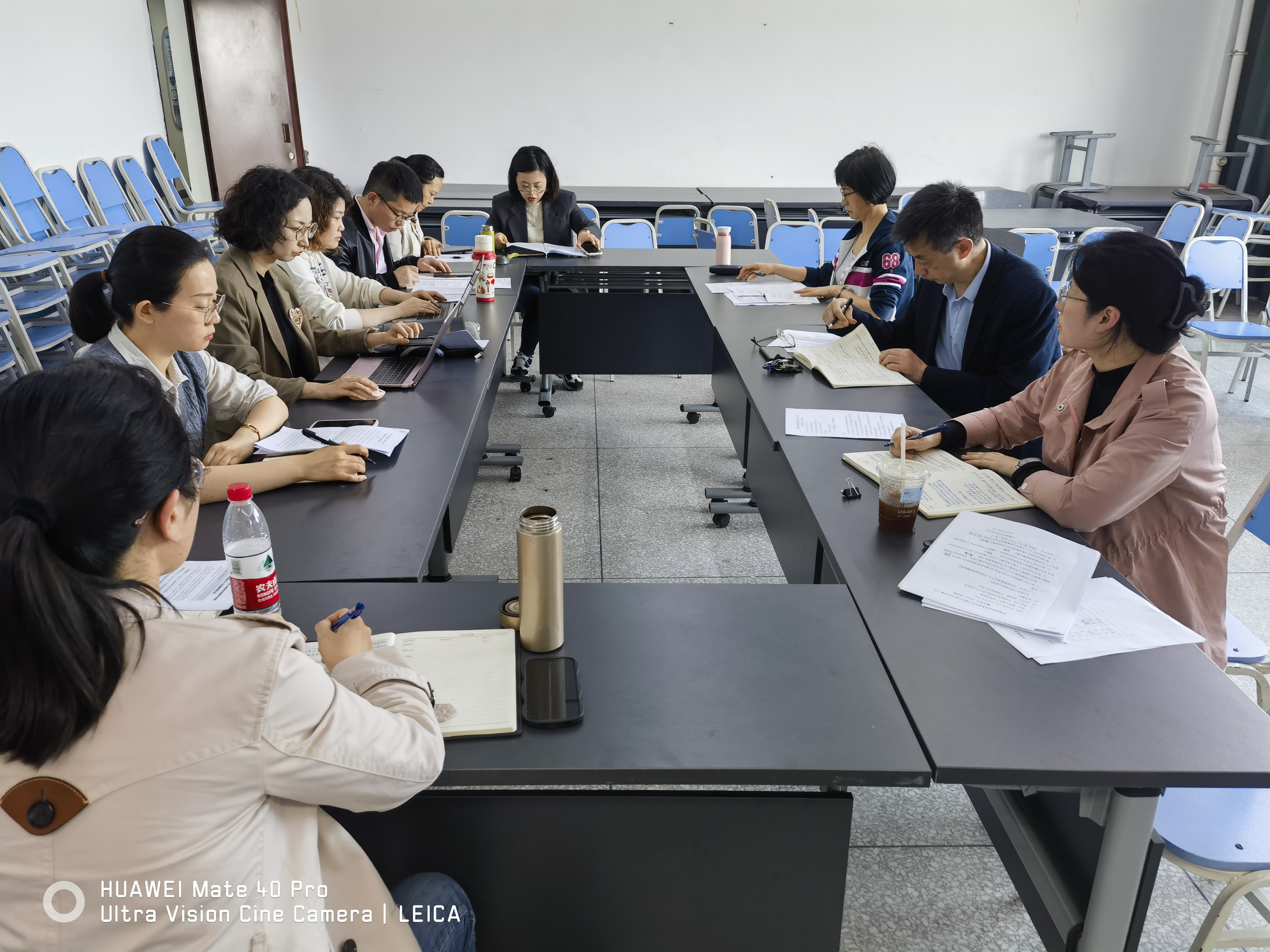 外国语言文化系党总支理论学习中心组