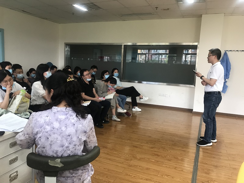 凝心聚力再出发，砥砺奋进创未来