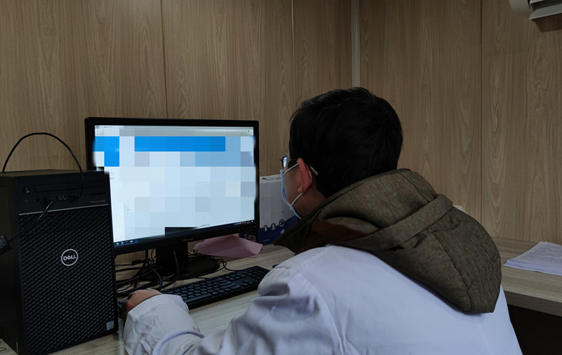 “移动CT机进基层、5G远程精准阅片” ——我校附属医院举行肺癌早筛义诊为民办实事