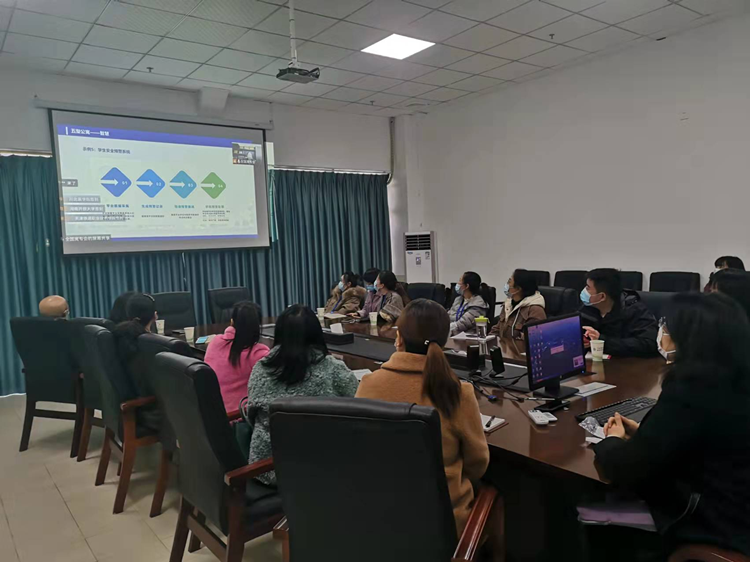 川北医学院学生公寓管理人员参加全国寓专会“高校学生公寓管理云课堂”