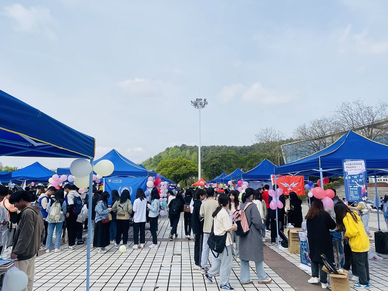 风华溢彩聚川北,青春活力汇社团