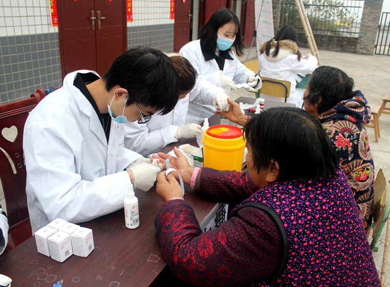 我校学生赴营山千坵村开展志愿服务活动