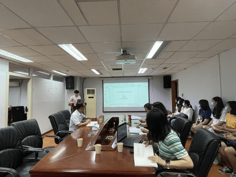 曾迎春博士来校为护理学院师生举行学术交流讲座