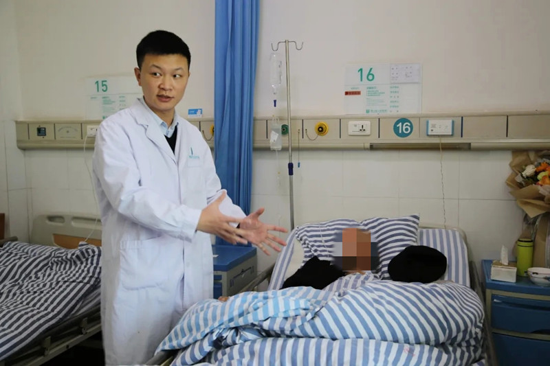 博士“三人组”基层行，手术台上开创多个“县域第一”