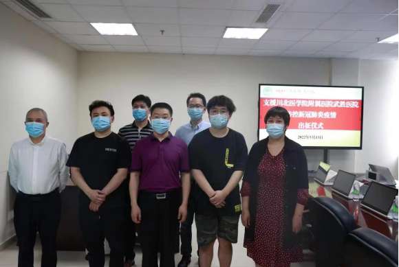 “绿衣”战士 “疫”路同行