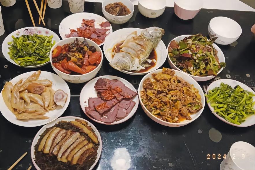 晒晒年夜饭,聊聊健康餐