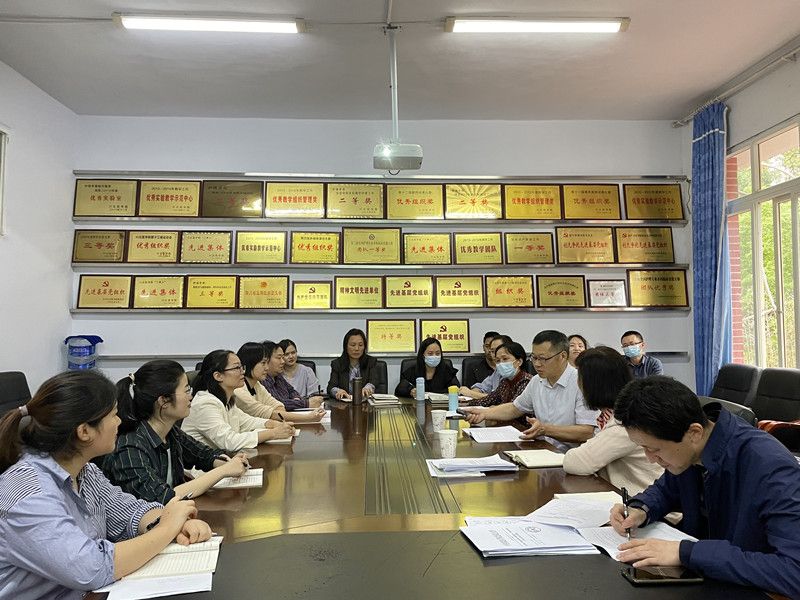 学校领导到护理学院宣讲习近平总书记来川视察重要指示精神和省第十二次党代会精神