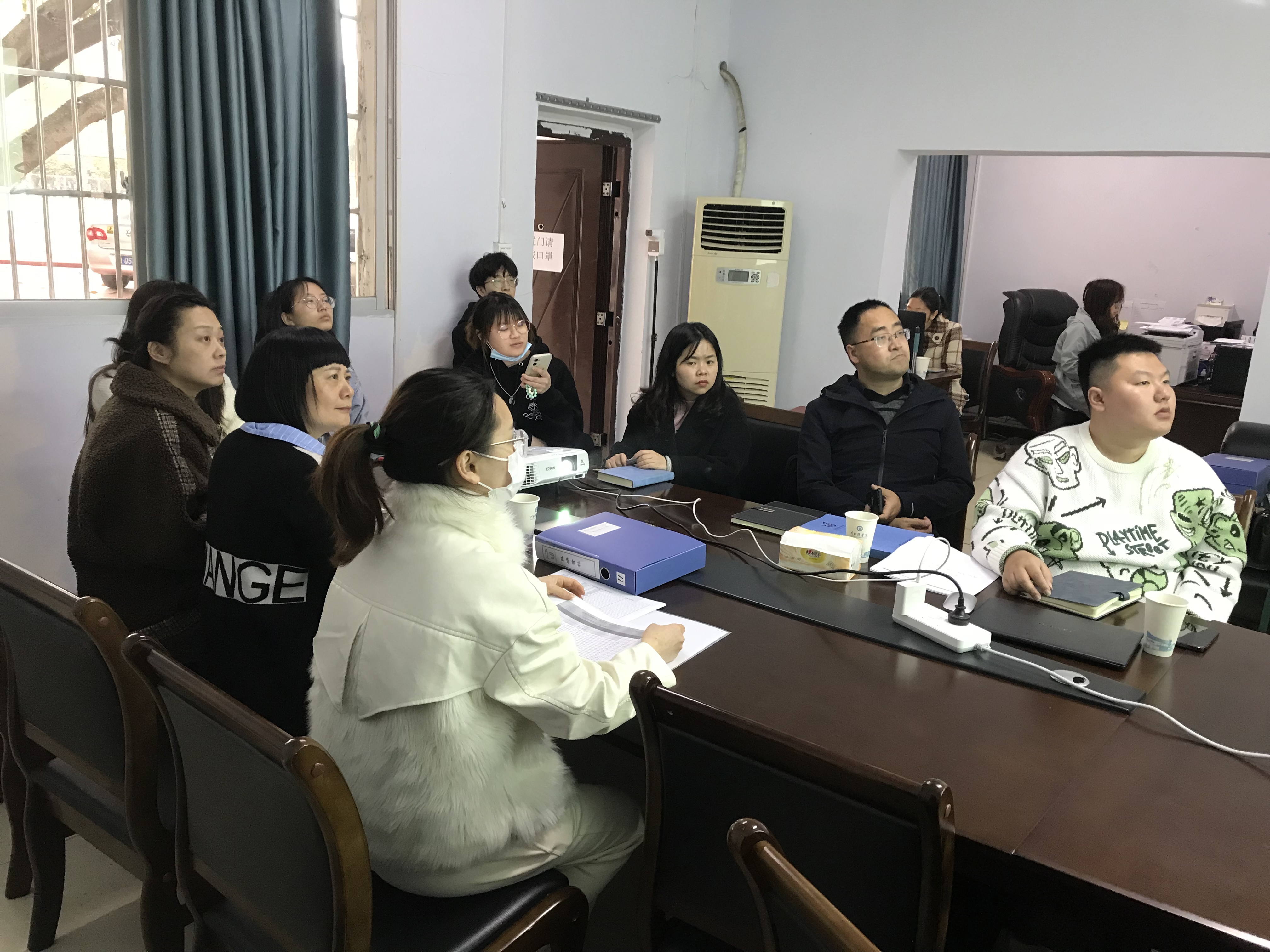 眼视光医学院组织开展创新创业能力提升研讨活动