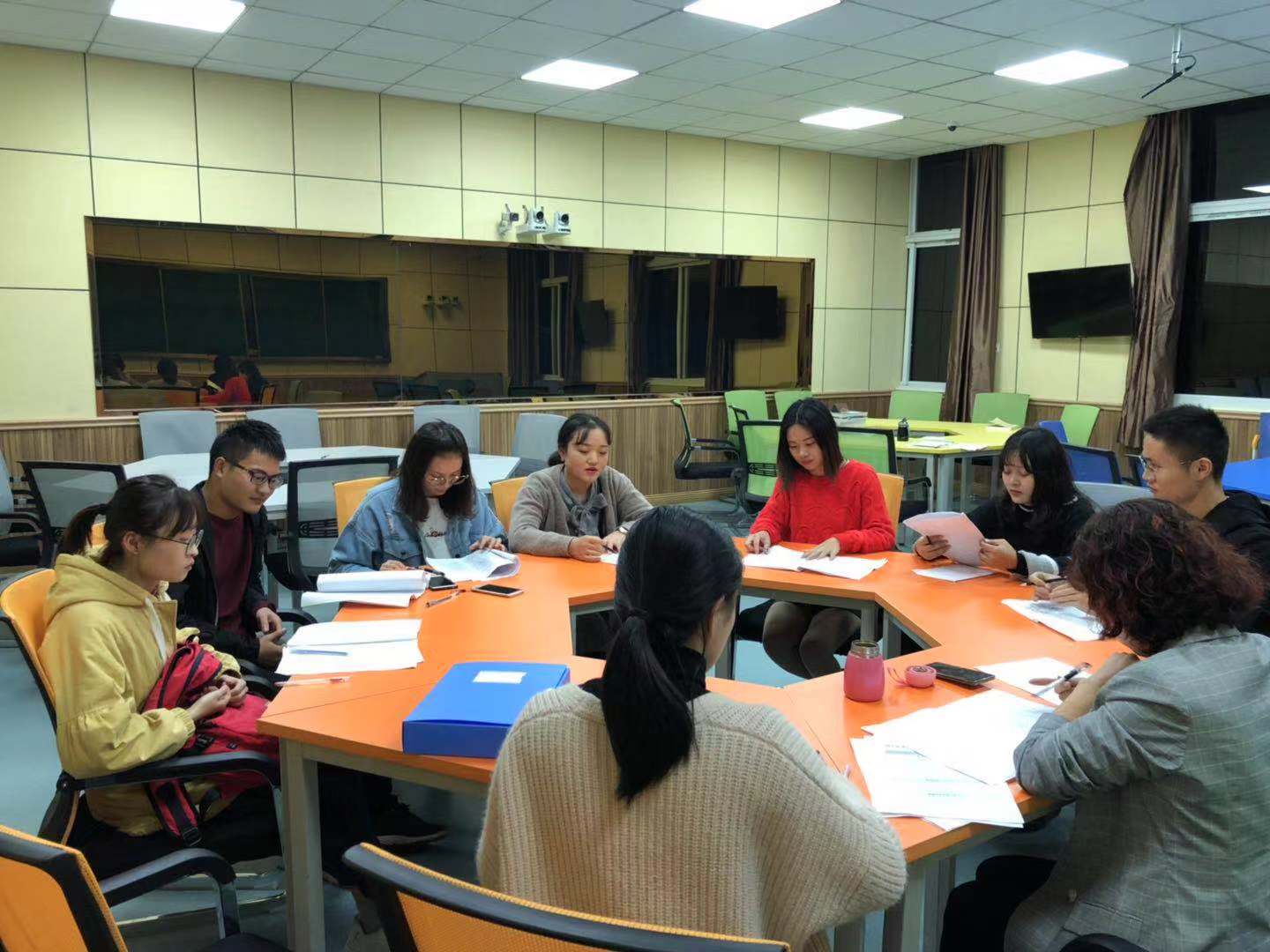 临床医学系标准化病人（SP）培训班顺利结业