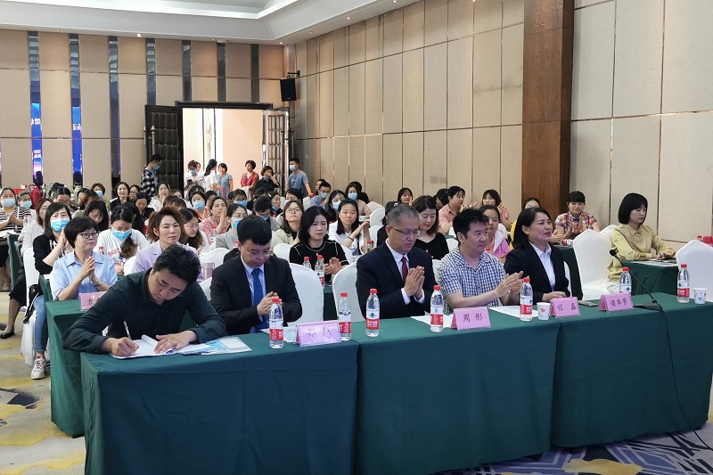 第二附属医院举办“川东北消化道肿瘤微创治疗护理新进展”学术会议