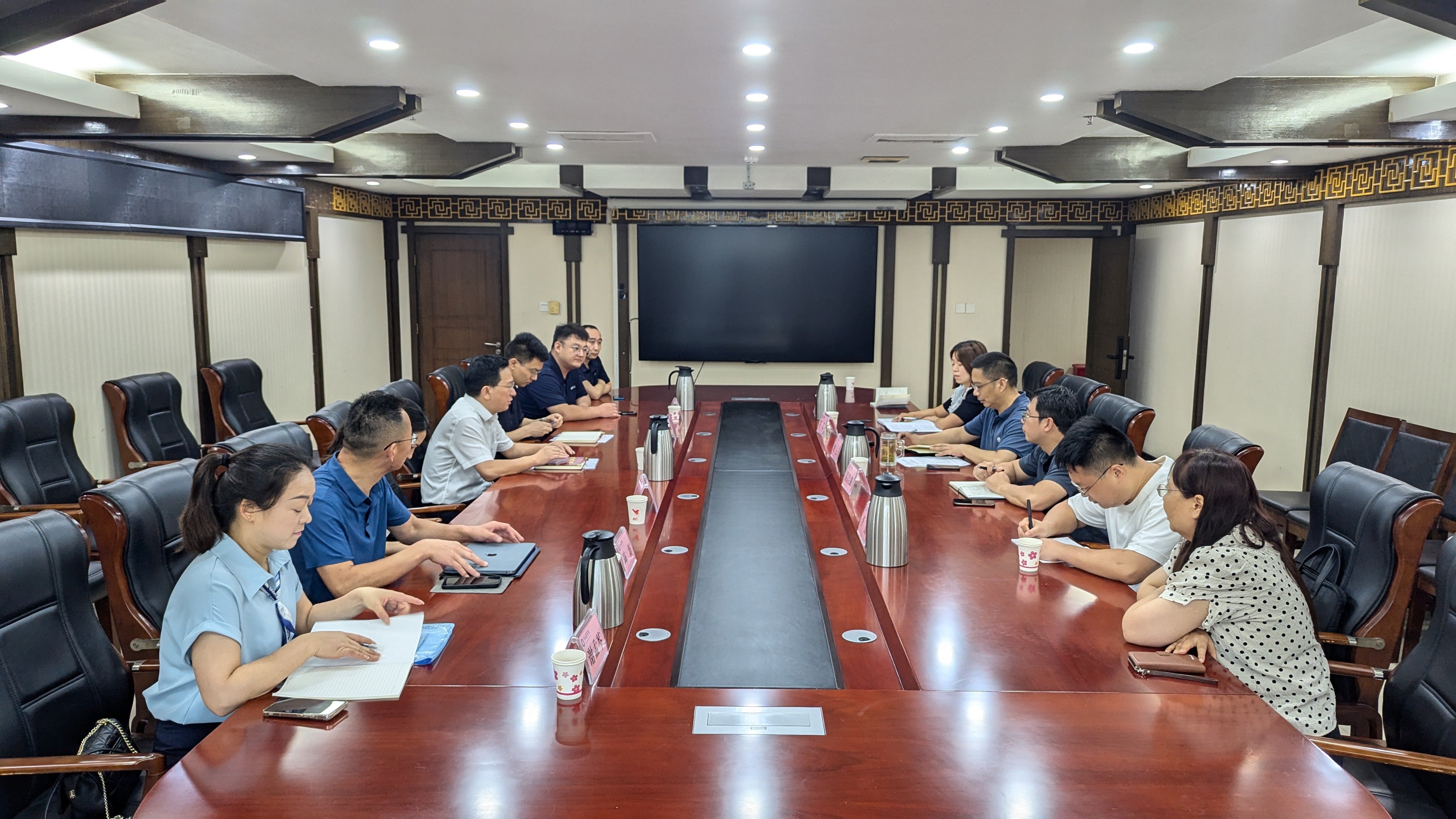 南充市科学技术局赴我校调研交流