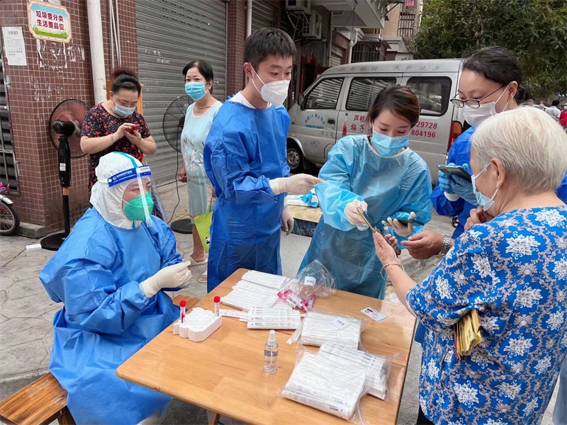 同心抗疫 共克时艰｜ 携手比肩 为“疫”而战