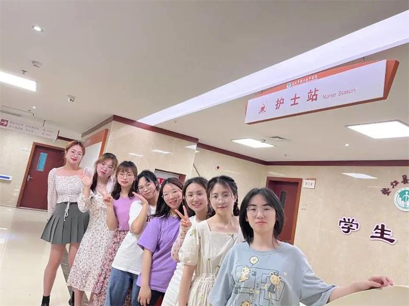 毕业季故事①｜“学霸实习寝室”：奋斗为底友情增彩