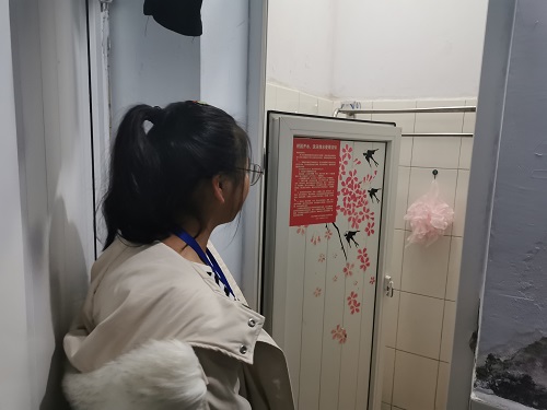 法医学系开展寝室检查工作