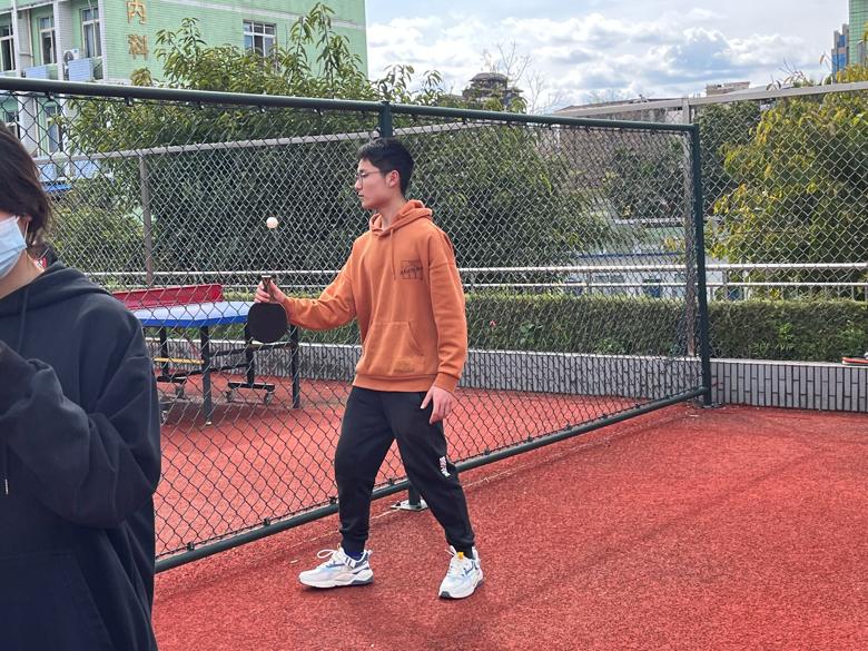 “社”彩斑斓绽风采，“团”聚青春绘未来