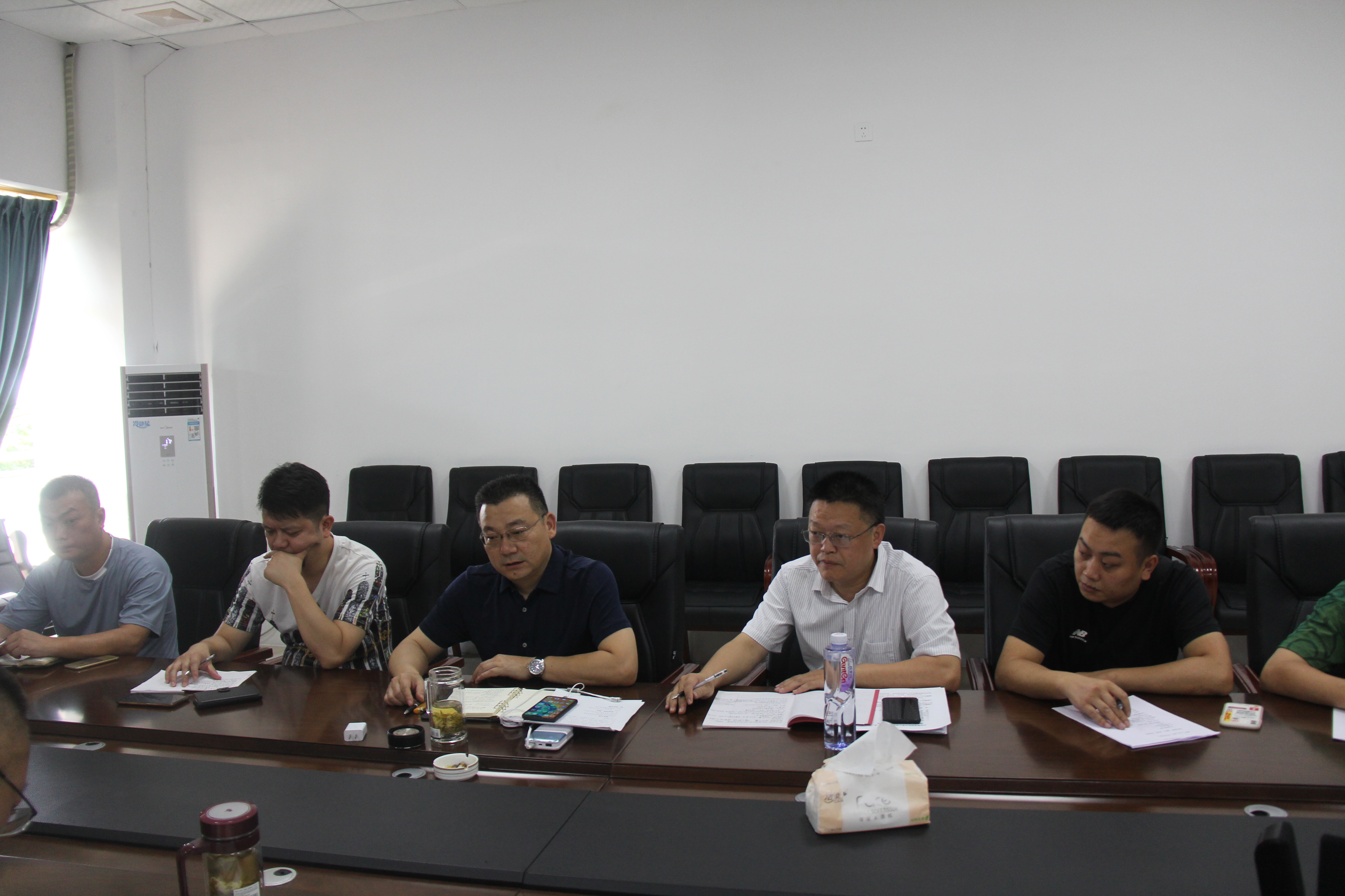 校领导参加基层组织党史学习教育专题组织生活会