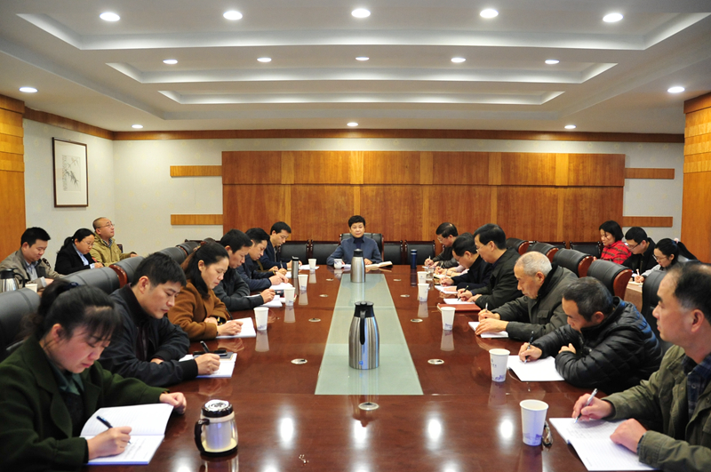 学校召开第七届纪委第二次全体（扩大）会议