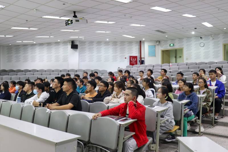 我校师生学习习近平总书记在陕西省榆林市考察期间重要讲话精神