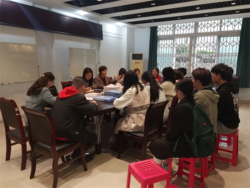 我校认真组织学习习近平总书记七一前夕重要讲话精神:用好红色资源 赓续红色血脉